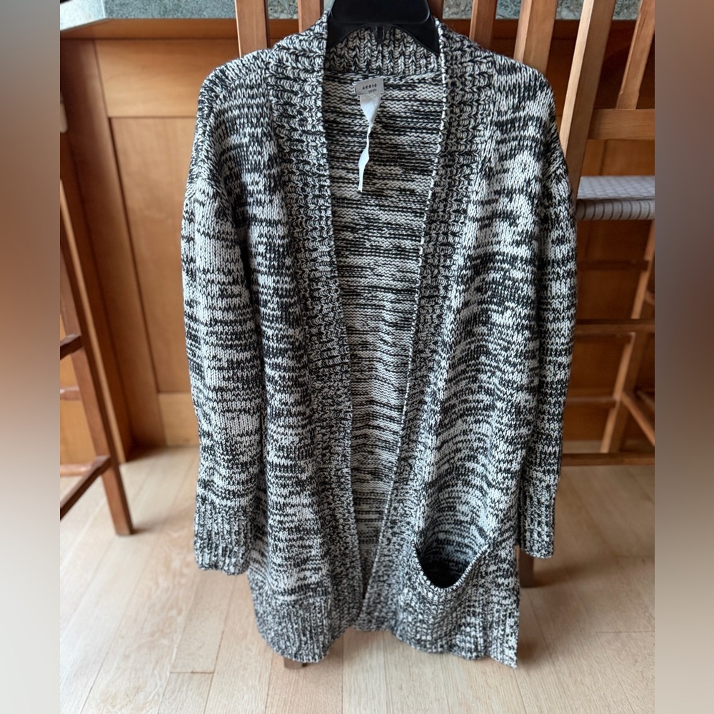 Akris Punto Cardigan Sweater